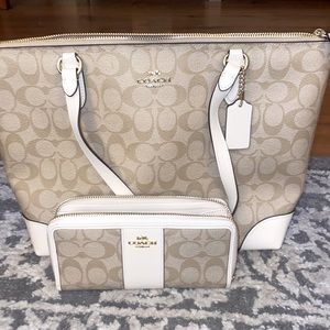 Coach purse with matching wallet